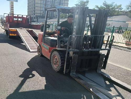 ֣�ݸ������泵����